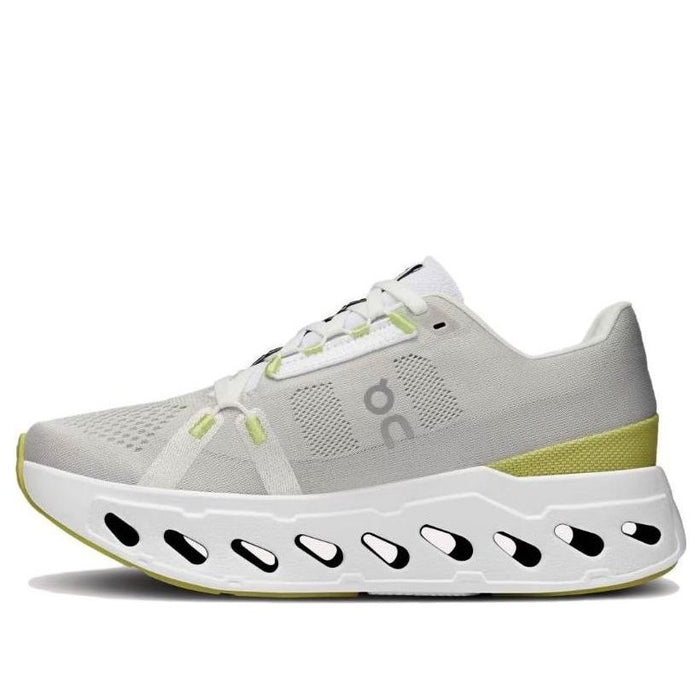 On Cloudeclipse running shoe