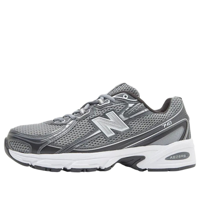 New Balance 740 sneaker