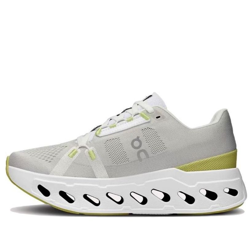 On Cloudeclipse running shoe